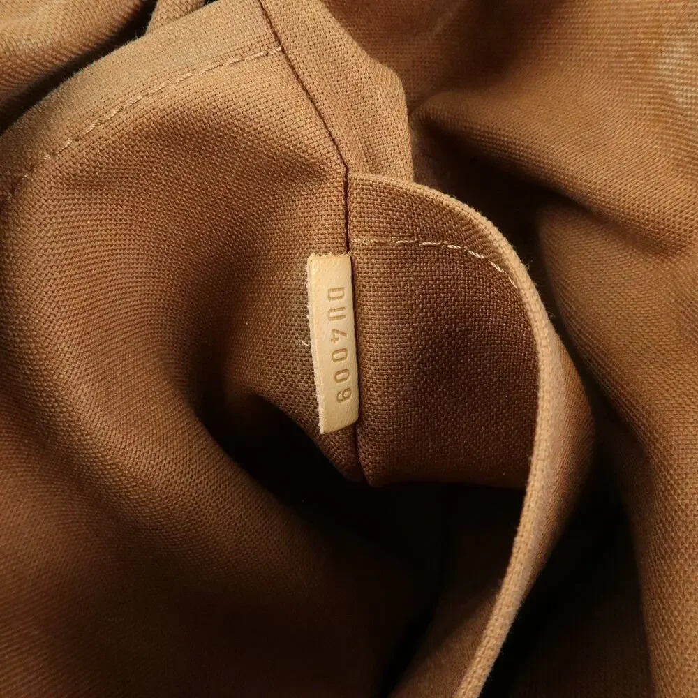 Louis Vuitton Monogram Beaubourg Messenger MM Brown